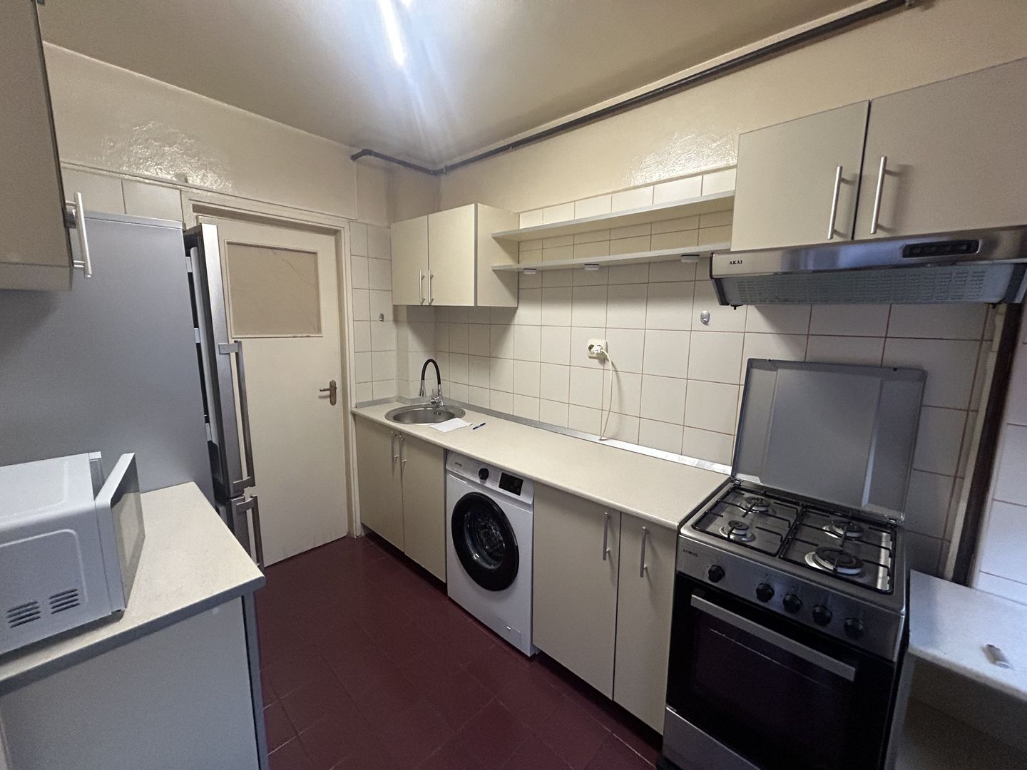 3 Camere Vatra Luminoasa - Poză 6