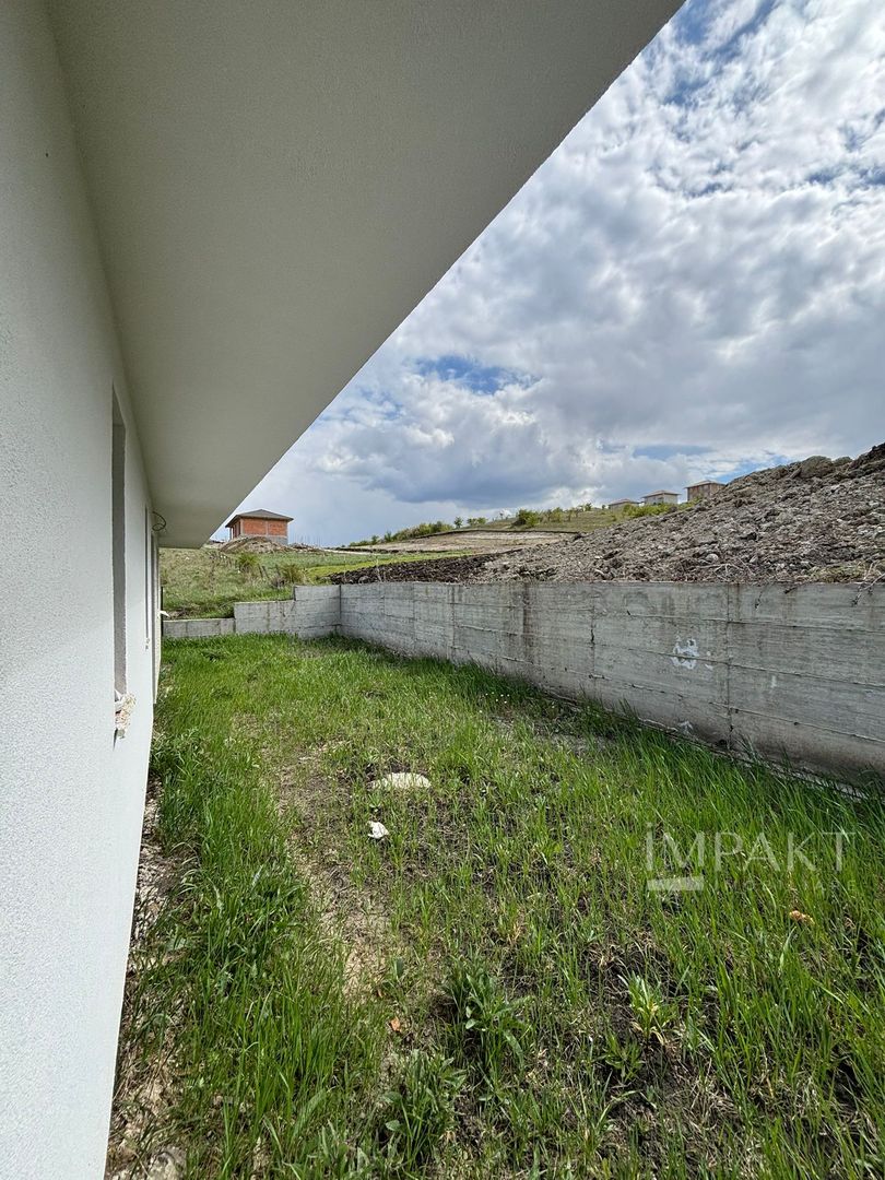 Casa superba pe un singur nivel, situata in Chinteni, zona Profi! - Poză 9