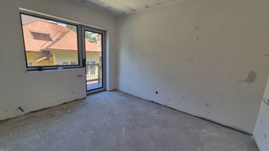 Apartament cu 2 camere + loc de parcare - Busteni - Zamora - Poză 3