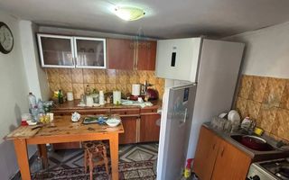 De Vânzare - Casă, Strada Griviței - Poză 22