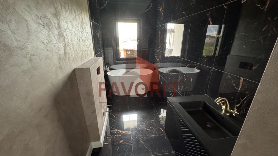 Comision 0%. Panouri si pompa de caldura. Despartit prin camera tehnica - Poză 23