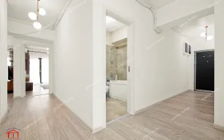 Trei camere de inchiriat Riviera by Viva - Poză 17