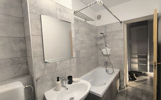 Apartament 2 camere, etaj 1, liber și spațios, vedere parc Titanii - Poză 1