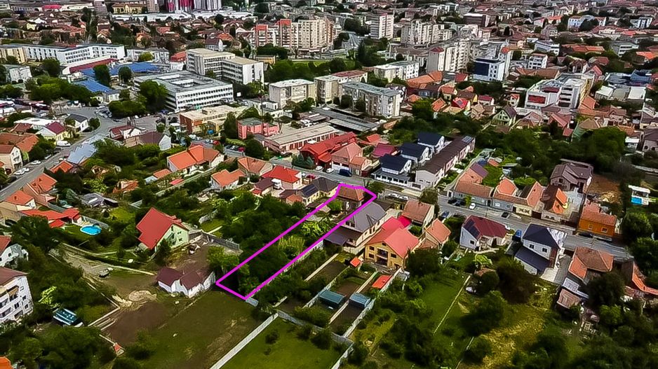 REZERVAT! Proprietate cu potențial major, Parneava, str. Oituz - Poză 2