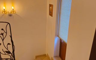 Vila frumoasa ,localizata central\ Unirii Square\Proprietar - Poză 14