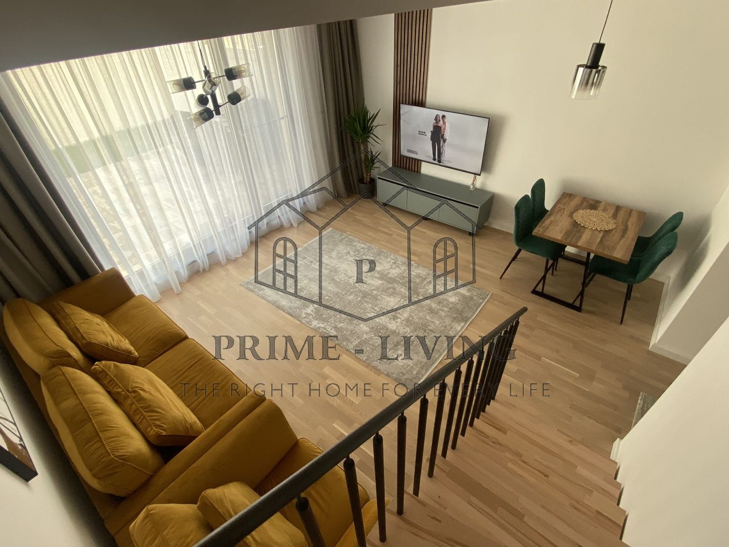 VILA COMPLET MOBILATĂ  LA INCHIRIERE, IN COMPLEX REZIDENTIAL - Poză 2