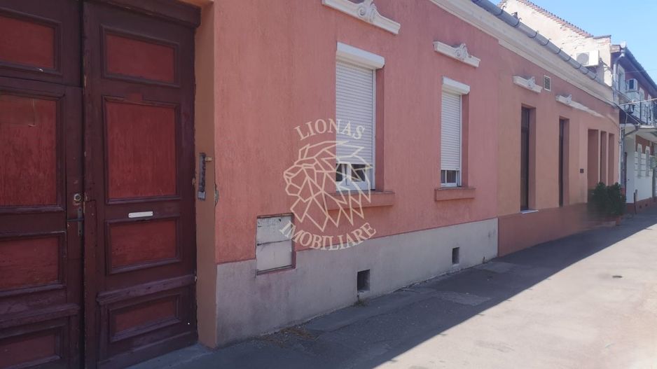 Restaurant deosebit pentru inchirire Central Oradea - Poză 2