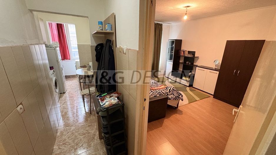 1 camera Blasovici etaj 1 - Poză 2