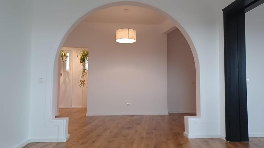 Penthouse ultracentral 4 camere, balcon panoramic, vedere Casa Poporului - Poză 5