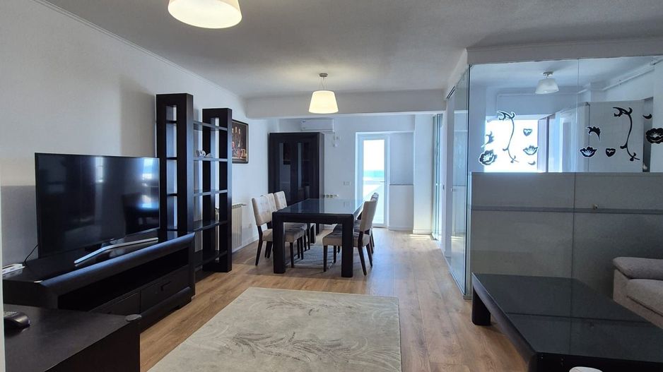 Apartament 3 camere,  Faleza Nord/Pescarilor, vedere la mare - Poză 1