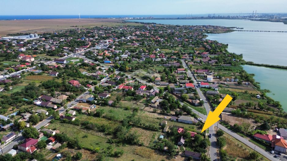 Casa batraneasca si teren de 960 mp de vanzare in Corbu - Poză 7