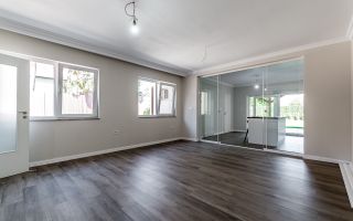 Casă gata de mutat în Aradul Nou, renovată complet (2026) - Poză 8