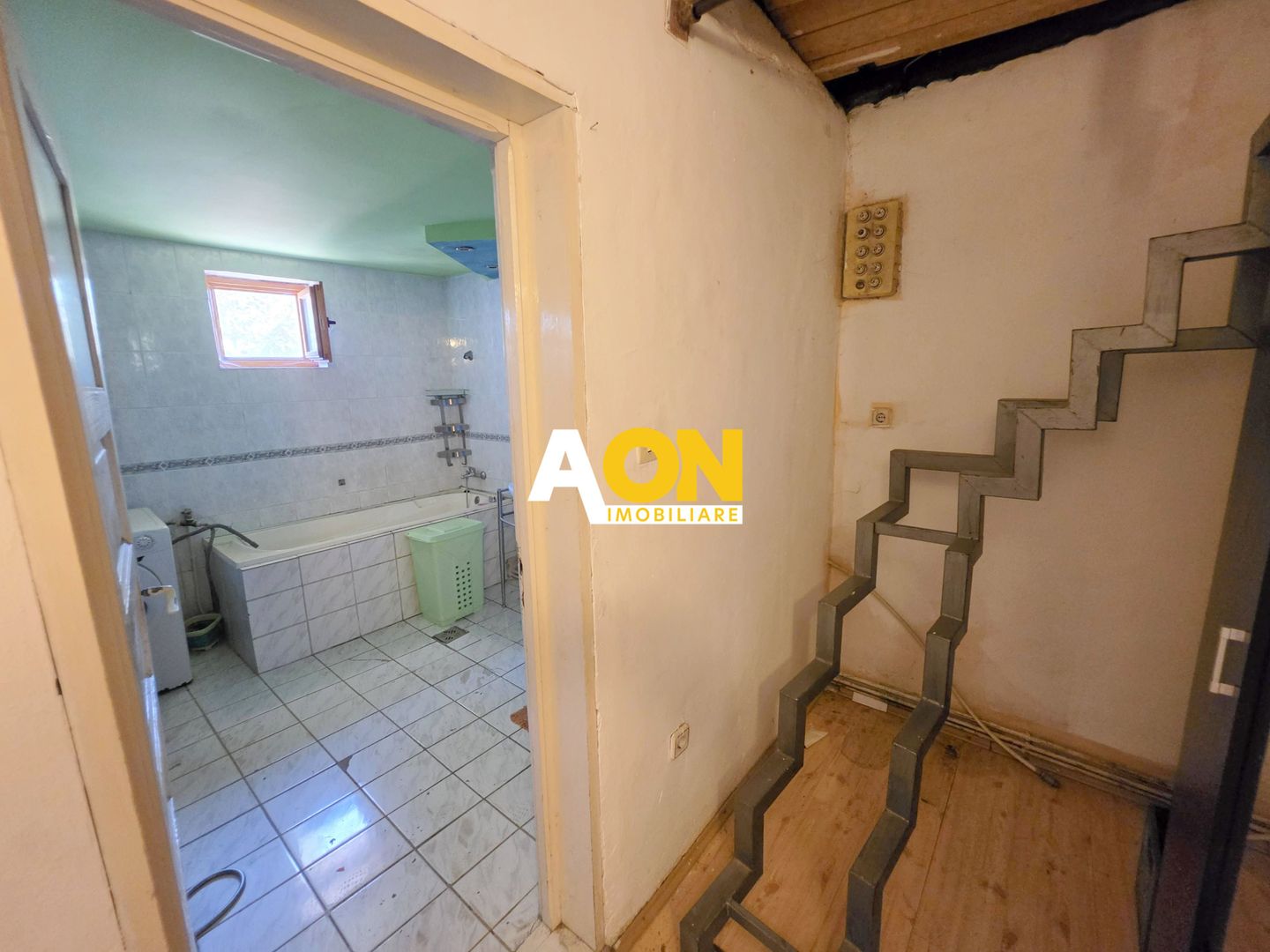 Casa individuala 3 camere, 323 mp teren,  Centru, zona Lipoveni - Poză 13