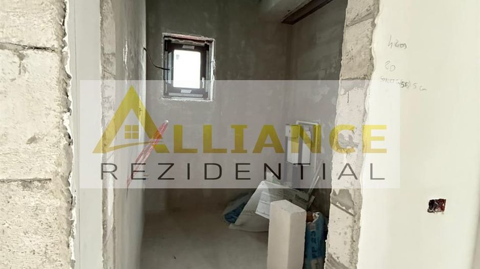 Casa Tip Duplex P+1+M - 5 camere - 4 bai 180 MPU - Teren - 190 MP - Poză 8