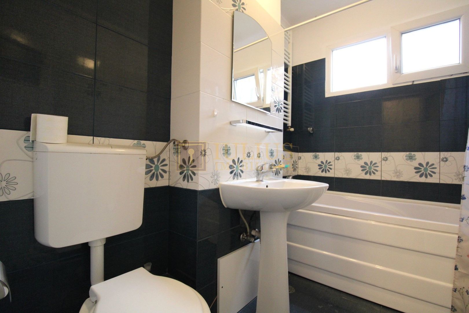 Zona Medicina; str. Bucuresti, centrala proprie. - Poză 12