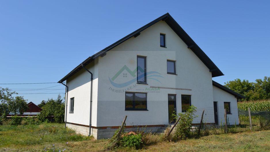 Casă 5 camere Siliștea Nouă/Suceava - Poză 1