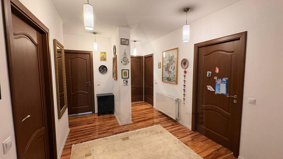 Casă versatila intretinuta 143 mp utili 5 camere 3 bai pivnita Lazaret - Poză 5
