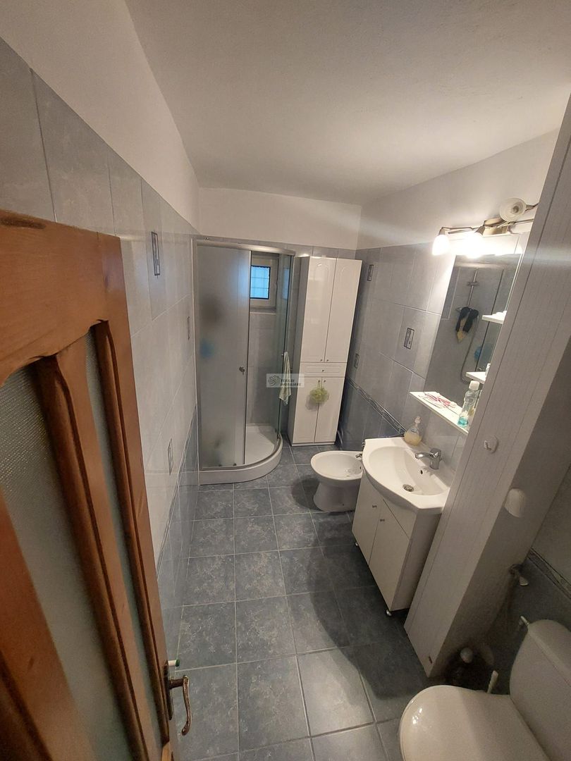 Apartament 3 camere /PARTER/Focsani/72 mp/SCOALA 10 - Poză 3