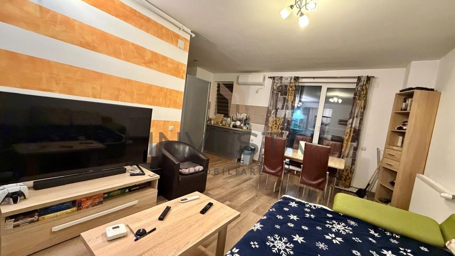 Apartament cu 3 camere in spate la FSEGA, strada Venus ! - Poză 2