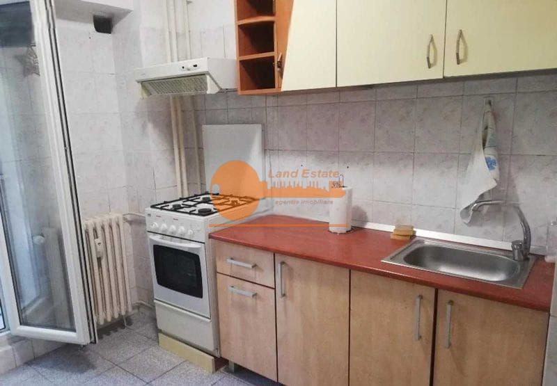 Garsoniera in zona Decebal (Bloc Reabilitat-7 minute Mentrou Piata Muncii) - Poză 3