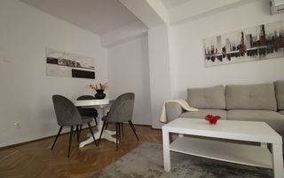 3 camere decomandate, balcon generos de 17 mp, bloc modernizat-Gh Lazăr - Poză 6