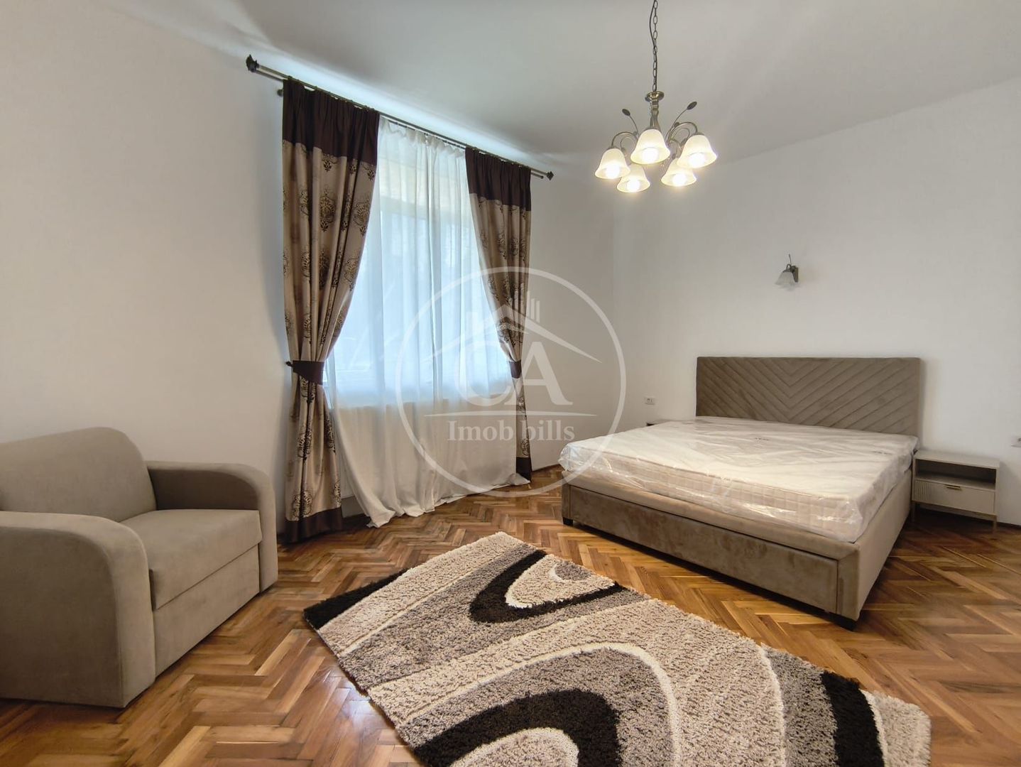 Apartament cu 3 camere de închiriat în zona Centrala, Oradea - Poză 4