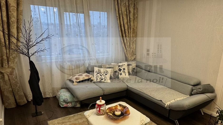 Apartament 3 camere - 72mp - mobilat+utilat complet - 150.000e - Poză 1