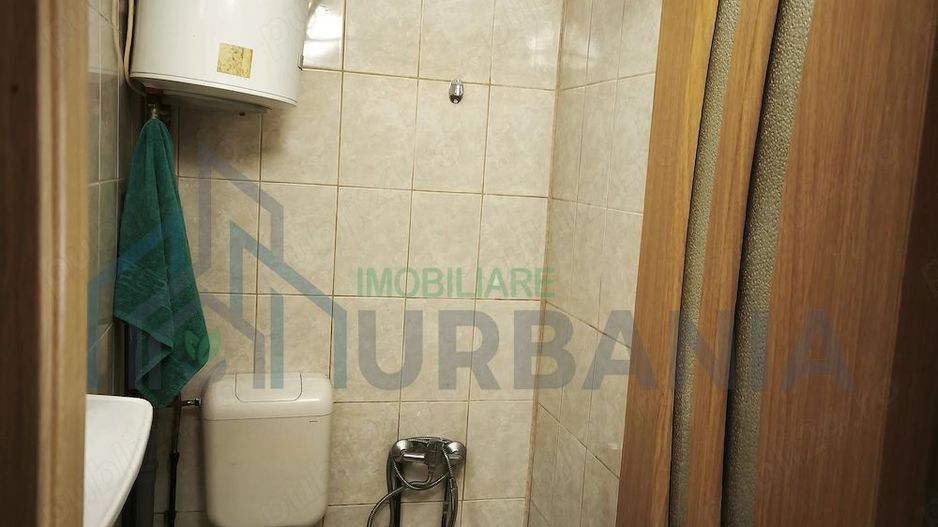 Camera de camin, 16 mp, Piata Pacurari (zona LUKOIL), Iasi - 35.000 Euro - Poză 4