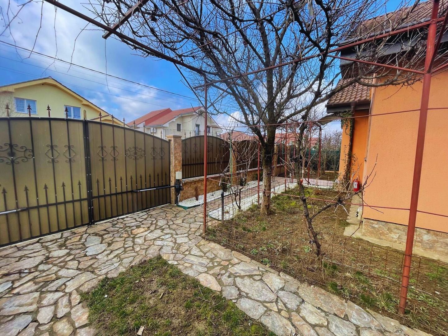 Casa Santandrei, zona linistita, gaz,curent,apa,teren 550 mp-219000Eur - Poză 7