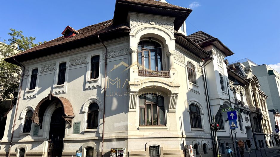 Spatiu de birouri *3 camere* / Cladire Istorica stil Brancovenesc / Universitate - Poză 1