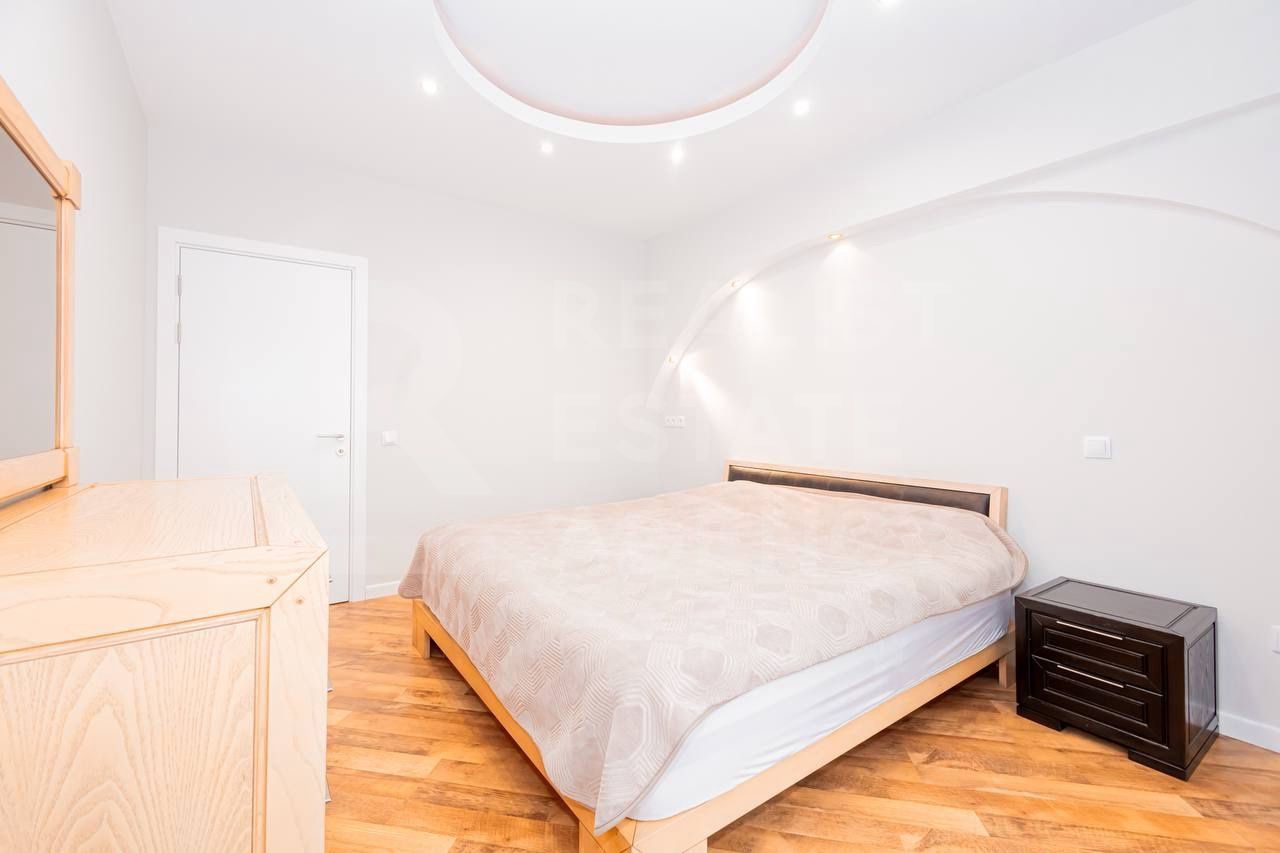 Chirie, apartament, 2 camere, strada  Mihai Eminescu, Centru - Poză 6