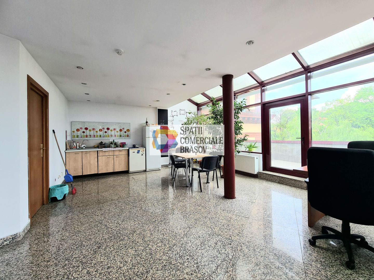 Spatiu birouri de închiriat Brasov - 55 mp # plus-imo.ro - Poză 5
