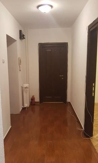 Apartament 3 camere, 83 mp, vedere stradală, ideal birou, Bd. Decebal - Poză 12