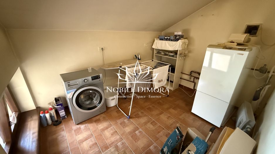 Casa unica in Timisoara: 5 camere - 3 bai - 2 garaje - 950 mp de teren - Poză 34