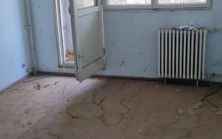 Apartament 2 camere,  etaj 4/4, de renovat, Micro14 - Poză 6