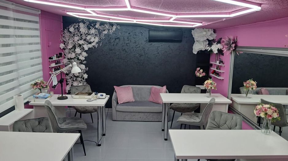 SPATIU COMERCIAL, TERASA 28 MP, BLOC NOU, MOBILAT/UTILAT COMPLET - Poză 2