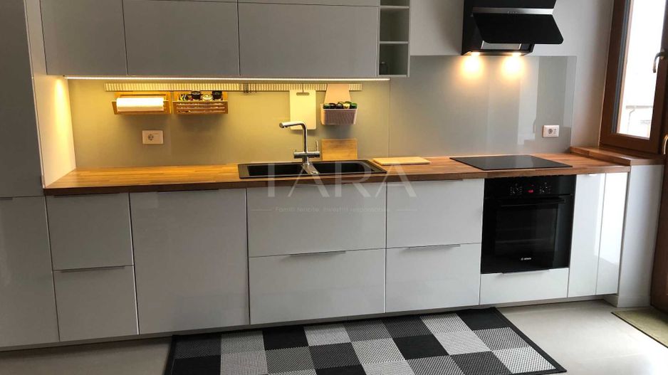 Apartament de 4 camere în Andrei Mureșanu, Parcul Engels. - Poză 1