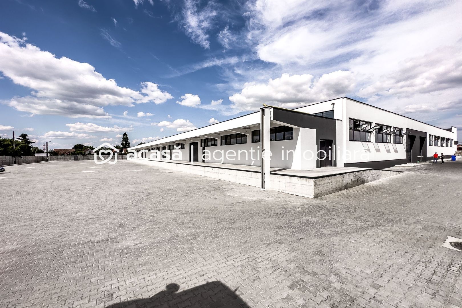 Birouri proaspăt renovate de închiriat - Poză 4