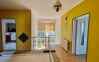 Casa deosebita cu 7 camere si piscina exterioara in cartierul Zorilor - Poză 13