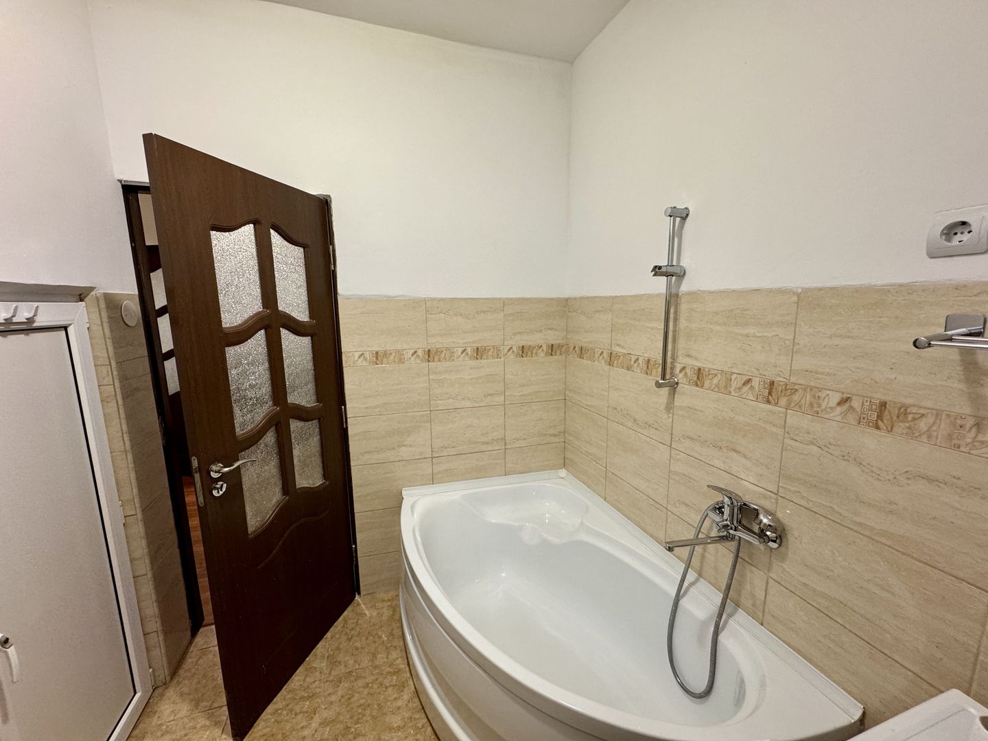 Studio pet friendly, 42mp la casa in Astra, str Baba Novac - Poză 10