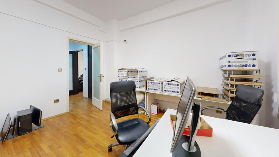 Spatiu de birouri 5 camere Echipat / Universitate / Mattermost 3D - Poză 14