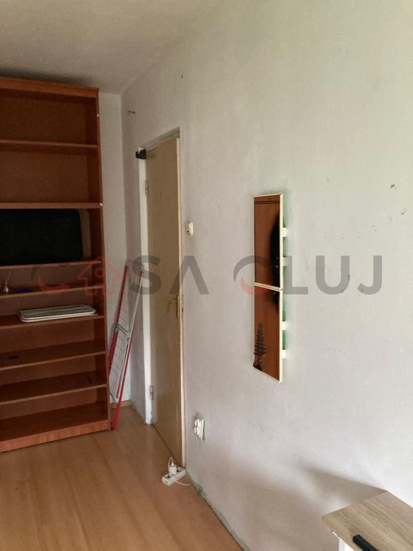 Vand apartament 3 camere, semidecomandat, Manastur, Str. Parang, 120000 Euro - Poză 7