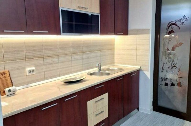 Apartament cu 3 camere, parter - zona Tiglina 2, CEC - Poză 2