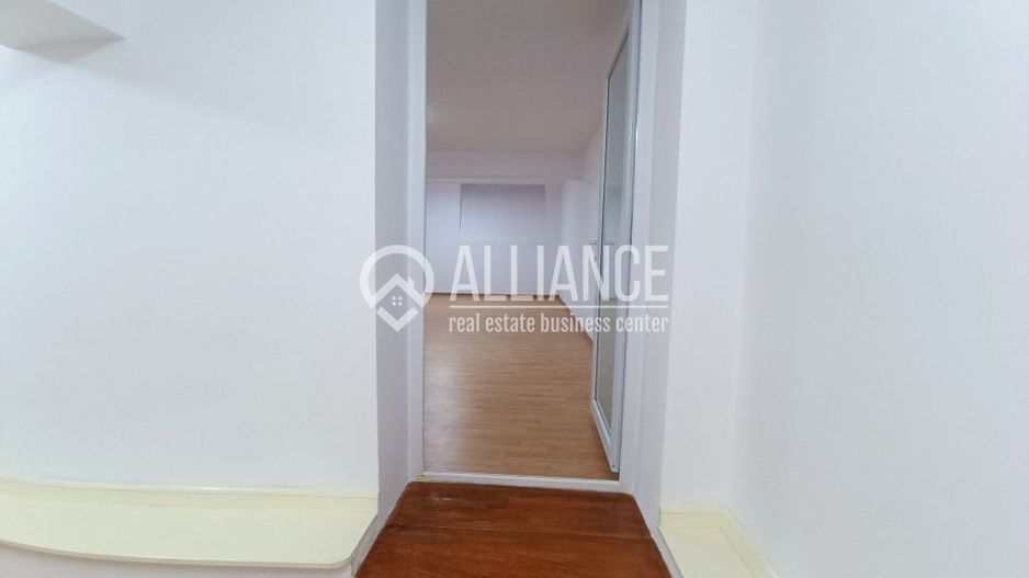 CENTRU SALA SPORTURILOR(COD03)- Casa interbelica si curte generoasa ! - Poză 21