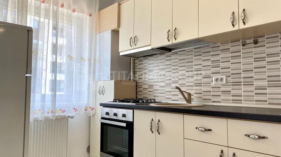 Apartament cochet 2 camere , pacarcare si boxa , Top City - Poză 3
