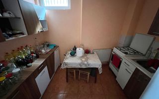 Casa pretabila Pensiune/Camin de Varstnici + Spatii Comerciale Parter - Poză 12