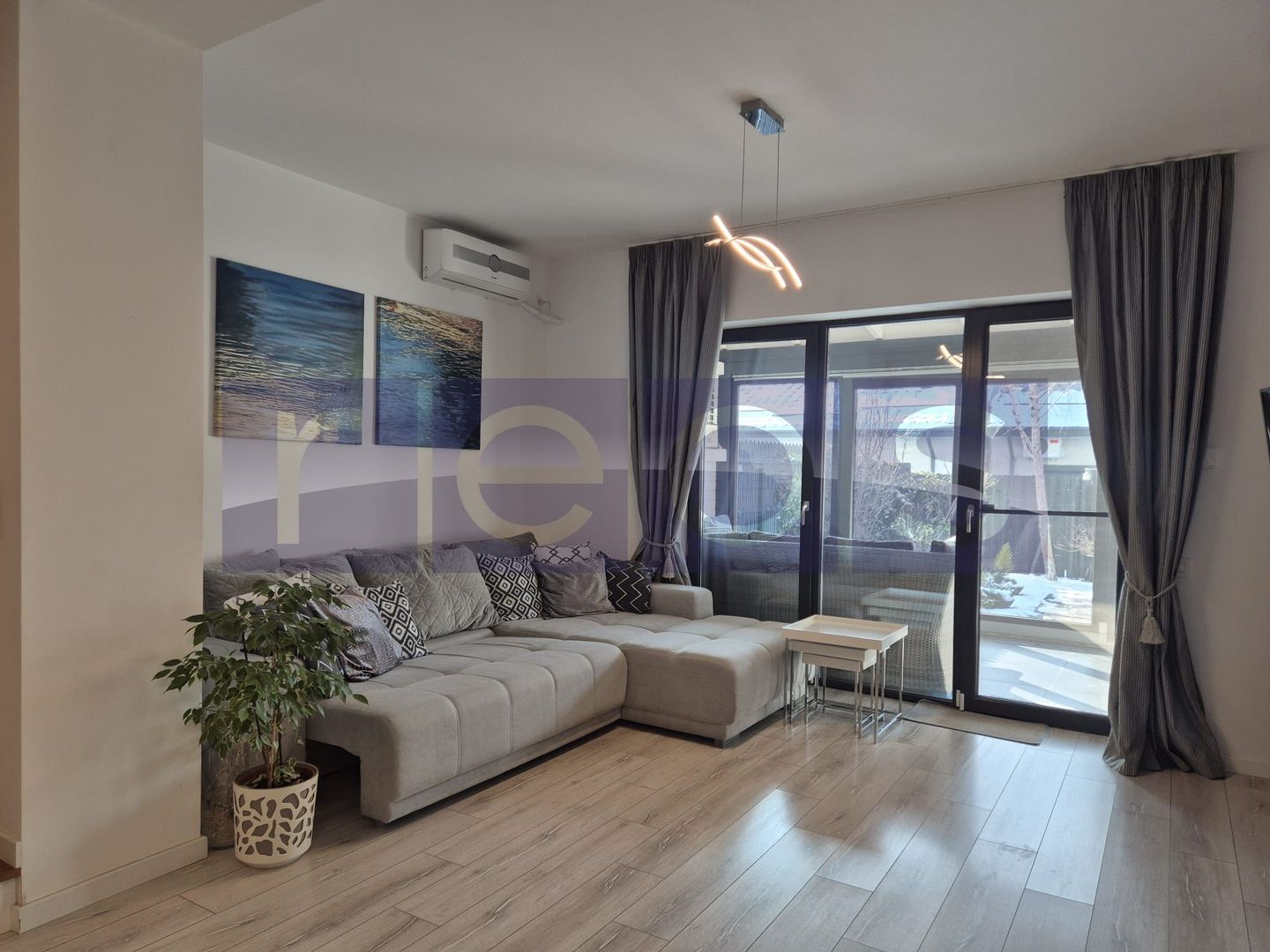 VANZARE VILA VOLUNTARI | 5 CAMERE | 150MP | MOBILATA-UTILATA | PARCARE - Poză 1