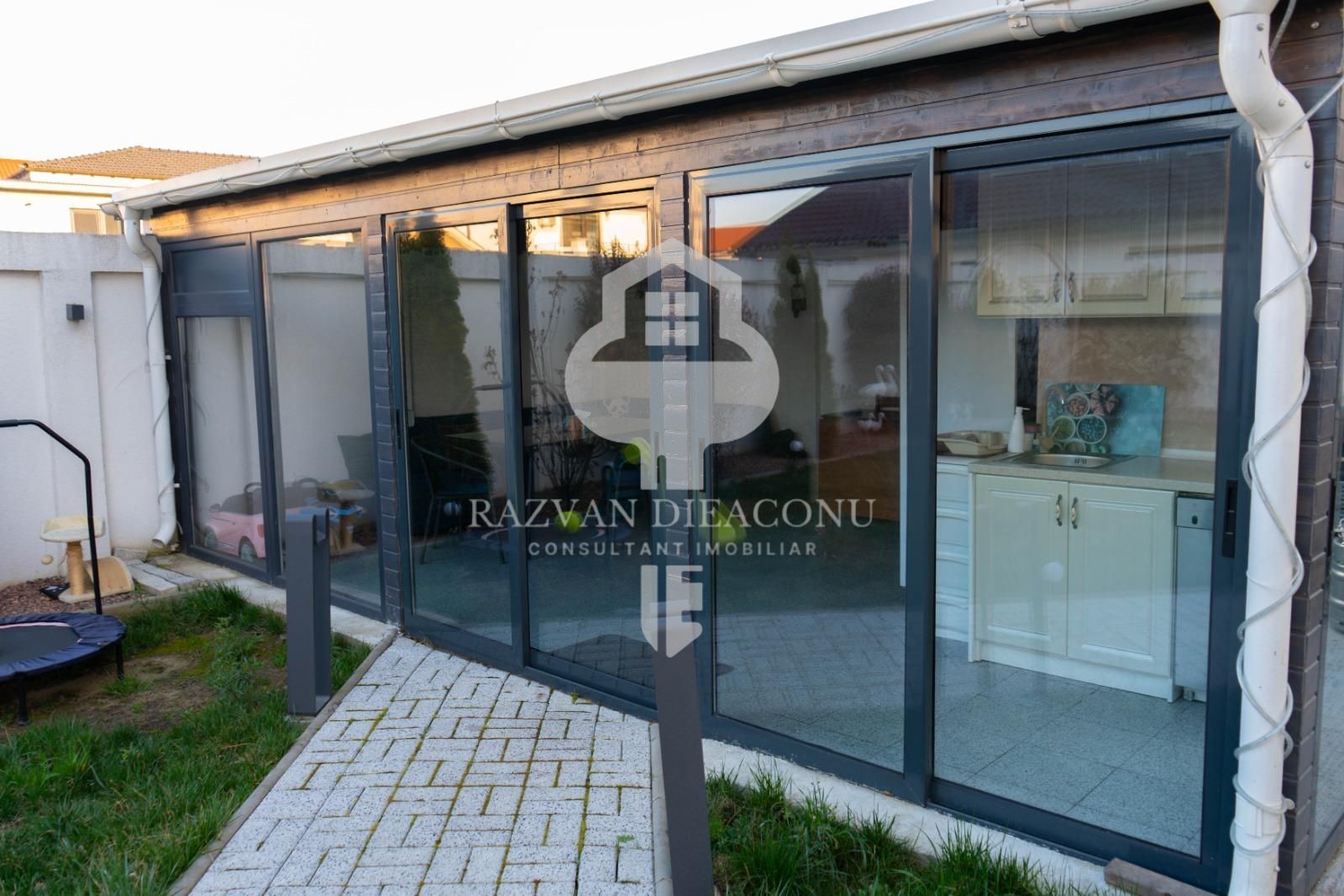 Casa de vanzare - Poză 14