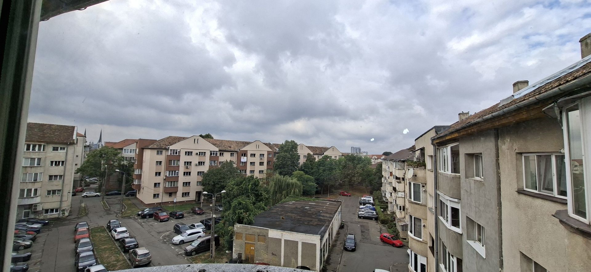 Apartament complet renovat cu scara interioara - Poză 33