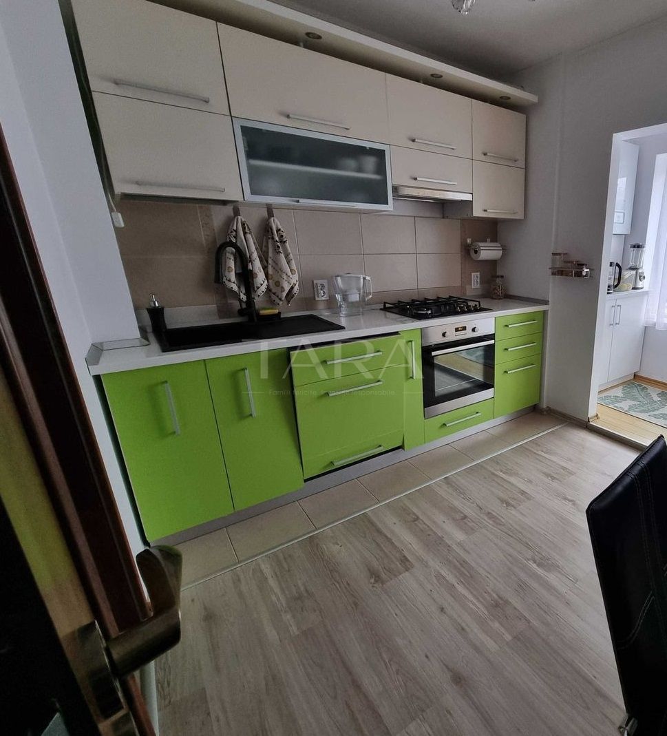 Apartament decomandat, situat într-o locație excelentă! - Poză 2